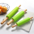 Children Design Silicone Rolling Pin with Wooden Handles